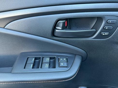 Certified 2025 Honda Ridgeline TrailSport+ image 10