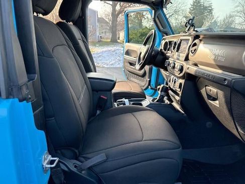 Used 2021 Jeep Wrangler Sport image 27
