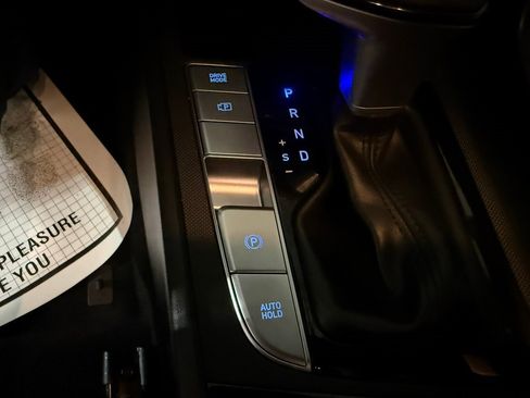 Certified 2023 Hyundai Elantra Limited image 35