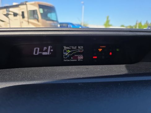 Used 2015 Toyota Prius C Four FWD image 20