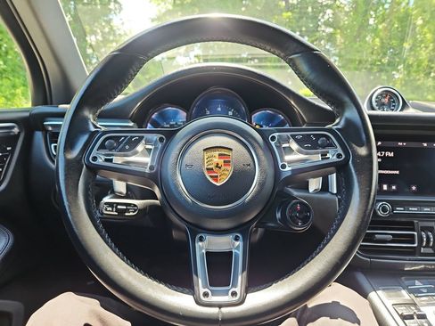 Certified 2020 Porsche Macan GTS AWD/4WD image 36