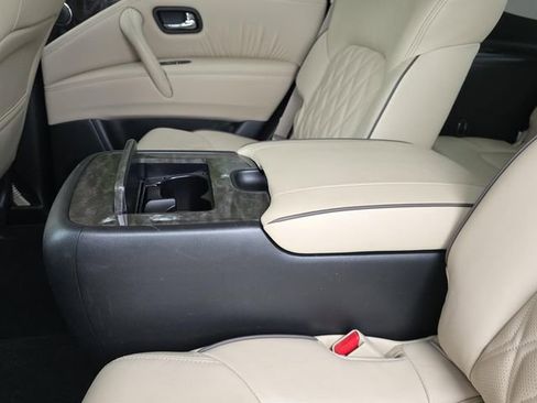 Used 2024 Nissan Armada Platinum w/ Captain's Chairs Package AWD/4WD image 11