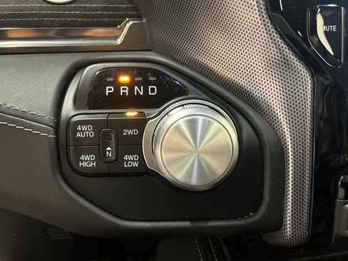 Used 2019 RAM 1500 Limited AWD/4WD image 23