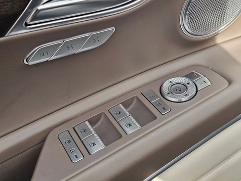 Used 2023 Genesis GV80 3.5T Advanced + w/ Advanced Package image 32