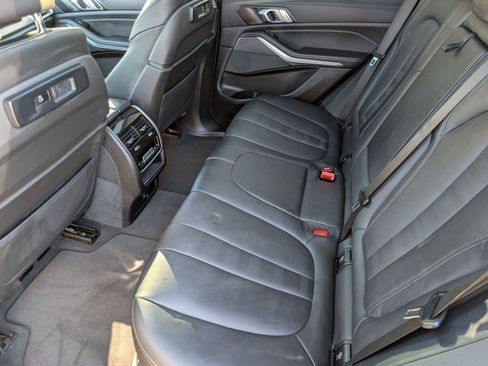 Used 2022 BMW X5 xDrive40i w/ Premium Package image 27