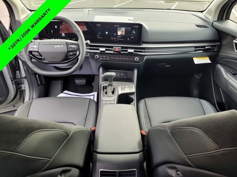 New 2026 Kia Sportage SX image 7