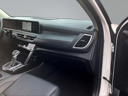 Certified 2025 Kia Seltos SX AWD/4WD image 26