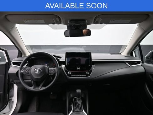 Used 2025 Toyota Corolla LE FWD image 24