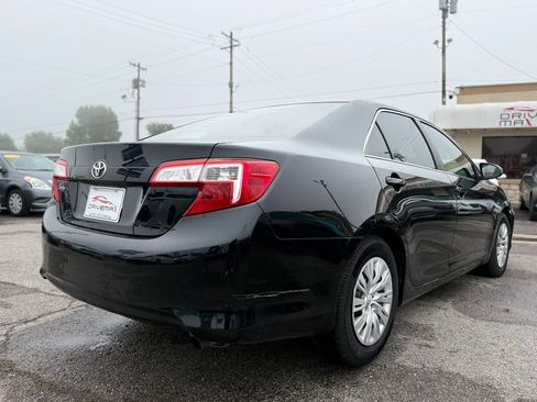 Used 2013 Toyota Camry FWD image 3