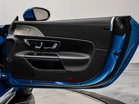 Used 2024 Mercedes-Benz SL 43 AMG image 90