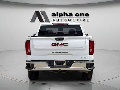 Used 2022 GMC Sierra 1500 SLT RWD image 8