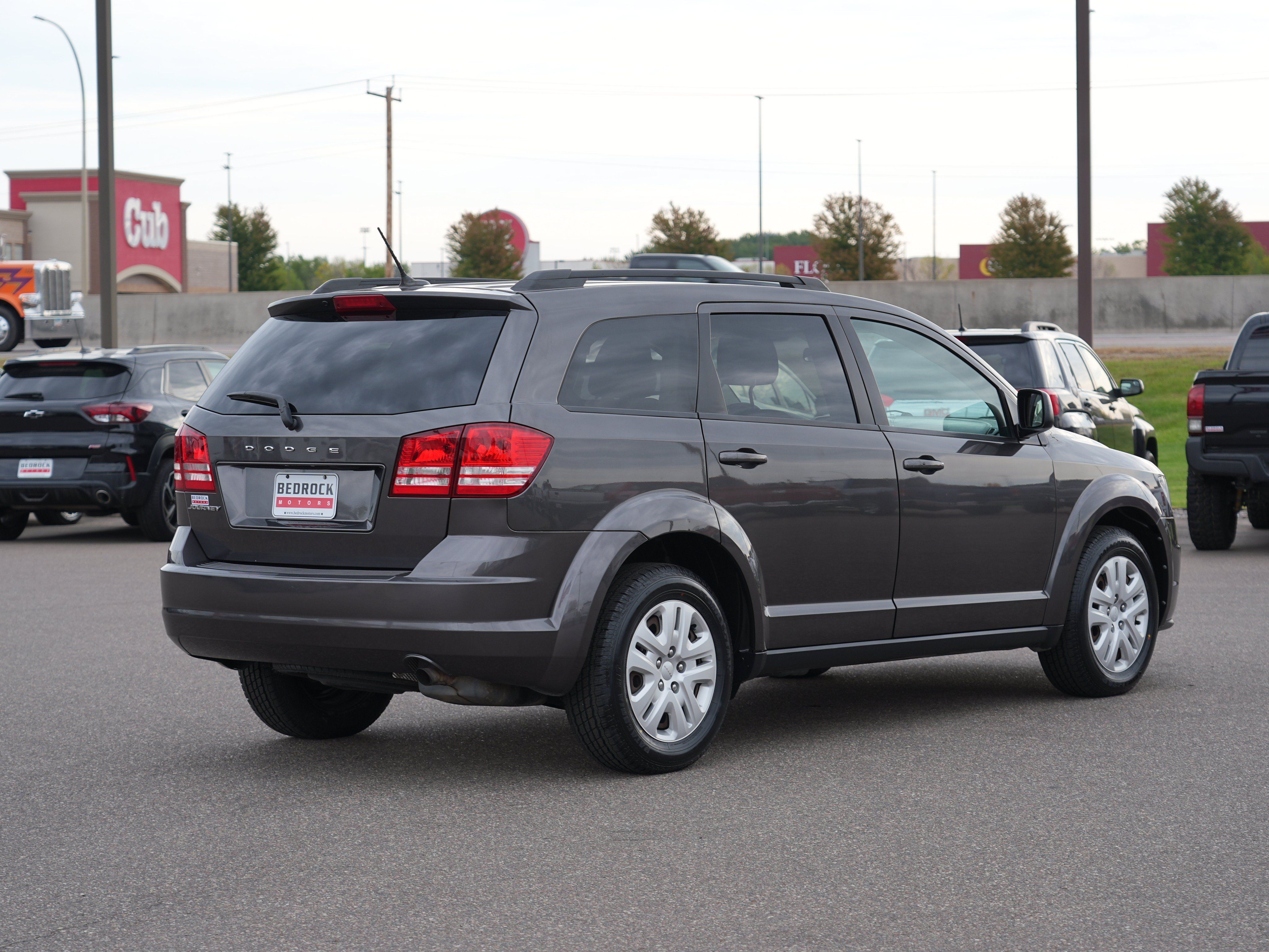 Used 2016 Dodge Journey SE w/ Flexible Seating Group FWD image 3