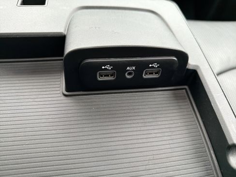 Used 2018 RAM 1500 Sport image 23