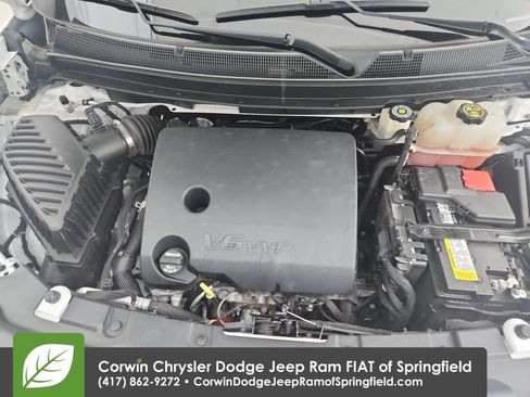 Used 2021 Chevrolet Traverse Premier w/ Redline Edition AWD/4WD image 35
