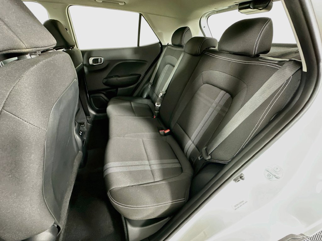 Used 2026 Hyundai Venue SEL FWD image 24