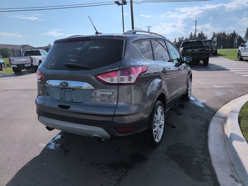 Used 2014 Ford Escape Titanium FWD image 5