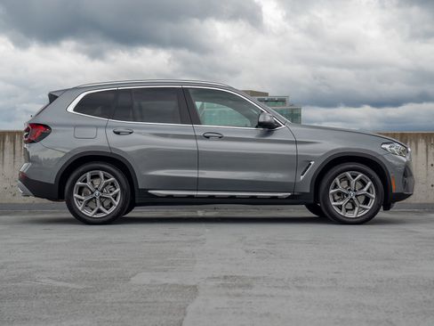 Used 2024 BMW X3 xDrive30i w/ Premium Package AWD/4WD image 6
