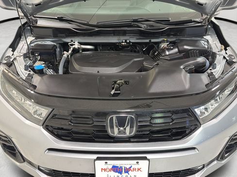 Used 2025 Honda Odyssey Elite image 29