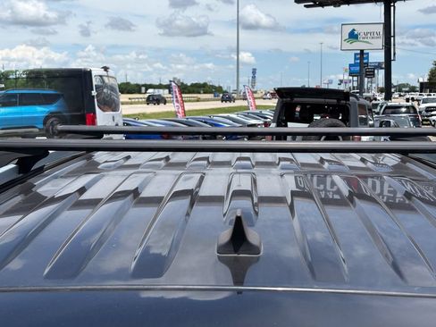 Used 2021 Ford Explorer Limited w/ Equipment Group 301A RWD image 10