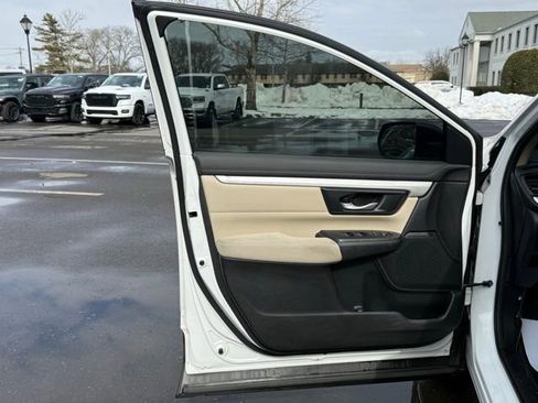 Used 2020 Honda CR-V LX image 23