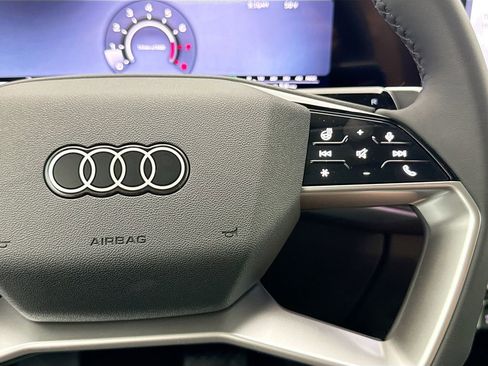 New 2026 Audi Q3 quattro 2.0T image 12