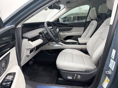 New 2026 Lincoln Nautilus Premier w/ Equipment Group 102A AWD/4WD image 5