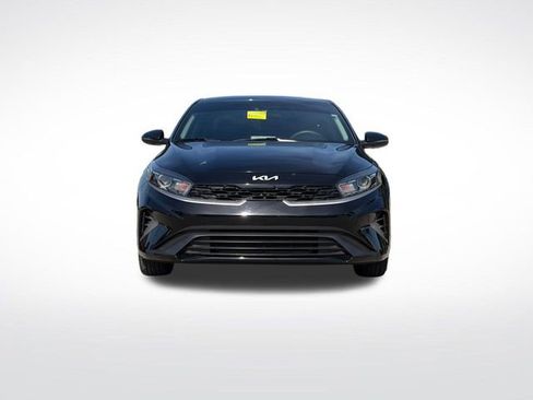 Certified 2023 Kia Forte LXS w/ LXS Technology Package FWD image 26