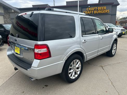 Used 2016 Ford Expedition Limited image 3