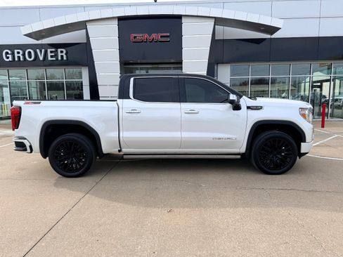 Used 2019 GMC Sierra 1500 Denali w/ Denali Ultimate Package image 3