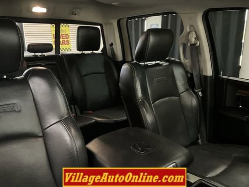 Used 2015 RAM 1500 Laramie w/ Convenience Group AWD/4WD image 42