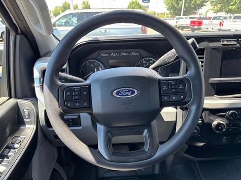 Used 2024 Ford F350 XL w/ 360-Degree Camera Package AWD/4WD image 16