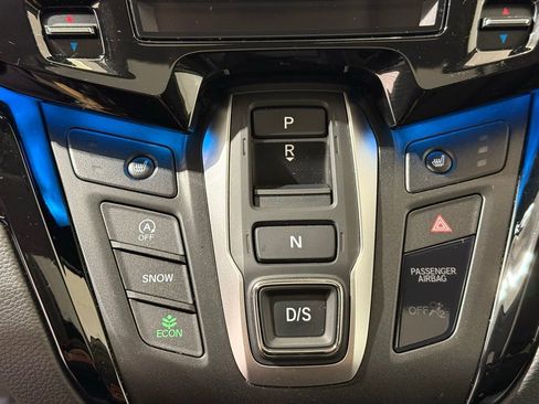 Used 2025 Honda Odyssey Touring image 31