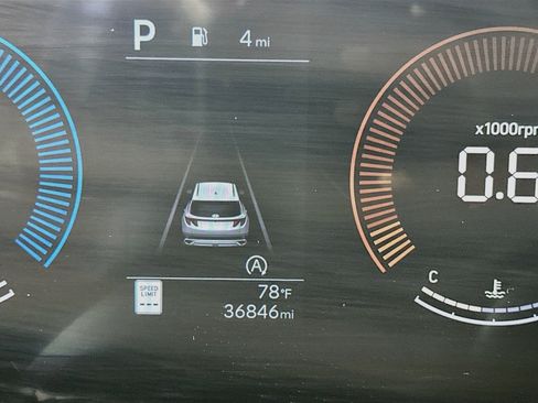 Used 2025 Hyundai Tucson SEL FWD image 19