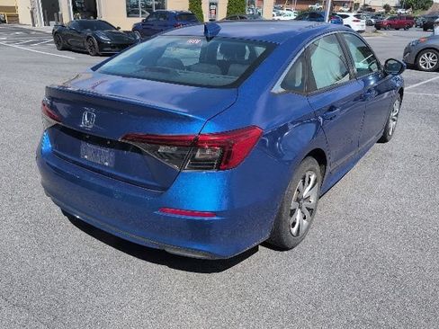 Used 2022 Honda Civic LX image 7