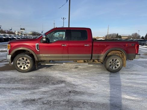 Used 2017 Ford F250 Lariat image 5
