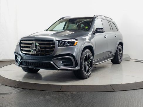 Certified 2026 Mercedes-Benz GLS 450 4MATIC image 3
