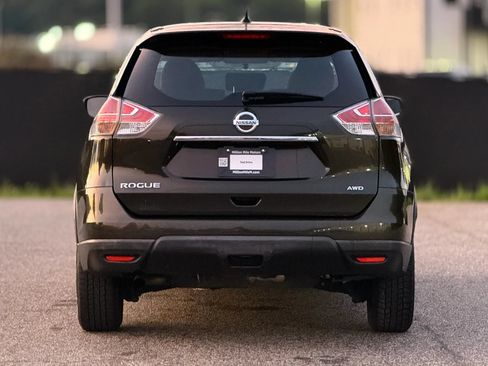 Used 2016 Nissan Rogue S AWD/4WD image 4