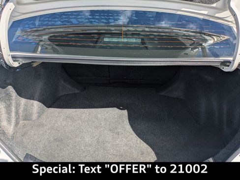 Used 2018 Toyota Corolla LE FWD image 36