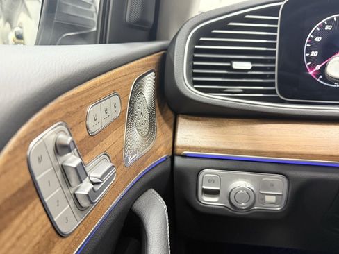 Used 2025 Mercedes-Benz GLE 350 4MATIC image 21