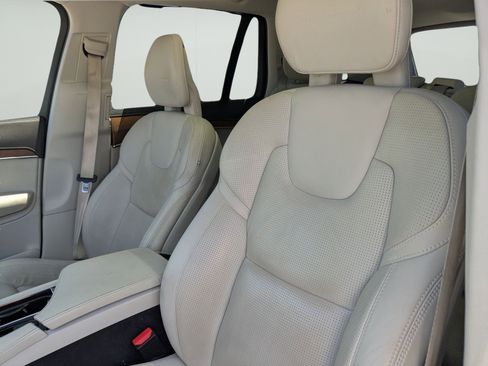 Used 2017 Volvo XC90 T8 Inscription w/ Vision Package AWD/4WD image 8