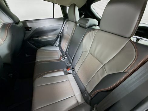 Used 2024 Subaru Crosstrek 2.5i Limited w/ Popular Package #4A image 29