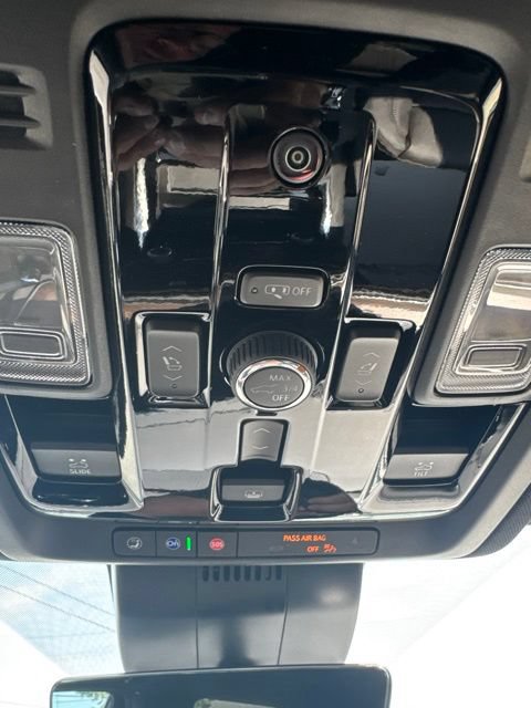 New 2026 Chevrolet Tahoe High Country AWD/4WD image 16