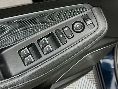 Used 2025 Acura MDX SH-AWD image 15
