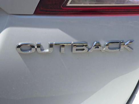 Used 2019 Subaru Outback 2.5i Premium w/ Protection Package #1 AWD/4WD image 7