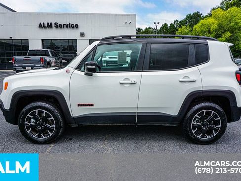 Used 2023 Jeep Renegade Trailhawk image 7