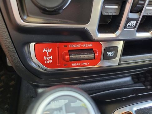 Certified 2020 Jeep Wrangler Unlimited Rubicon w/ Quick Order Package 28Y Recon image 27