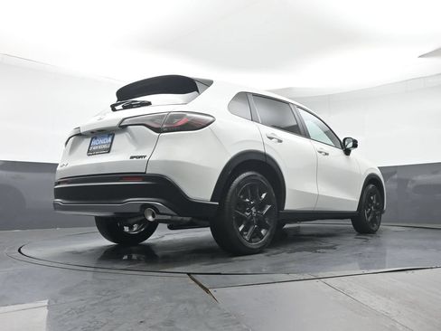 Certified 2024 Honda HR-V Sport image 31