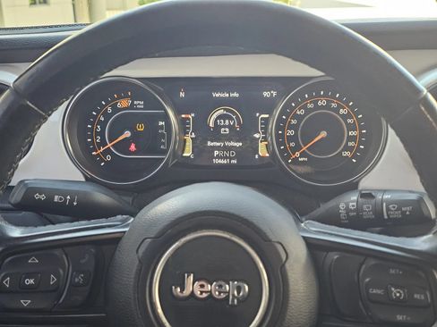Used 2021 Jeep Wrangler Unlimited Sport AWD/4WD image 24