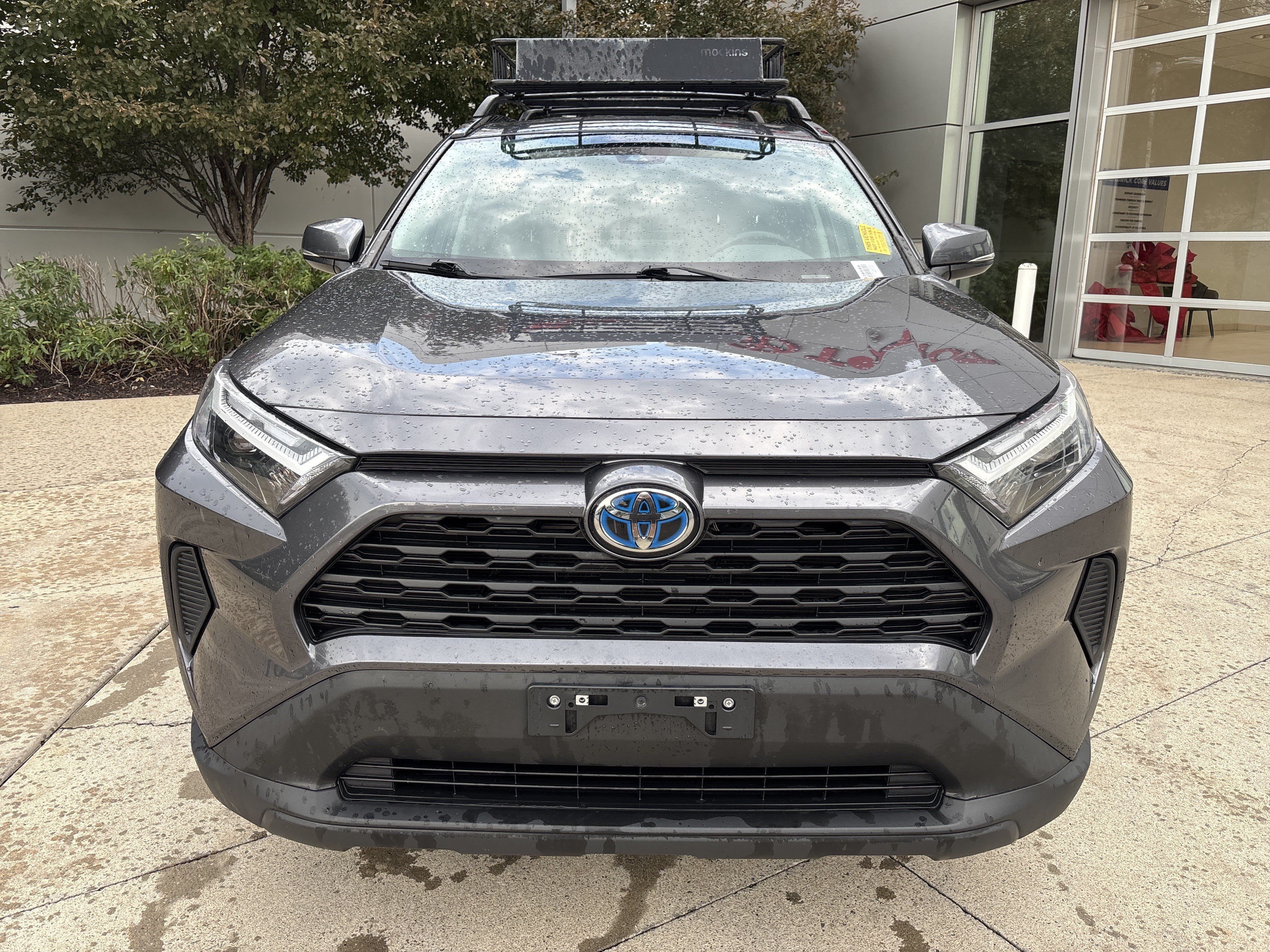 Used 2024 Toyota RAV4 XLE w/ Weather Package AWD/4WD image 5