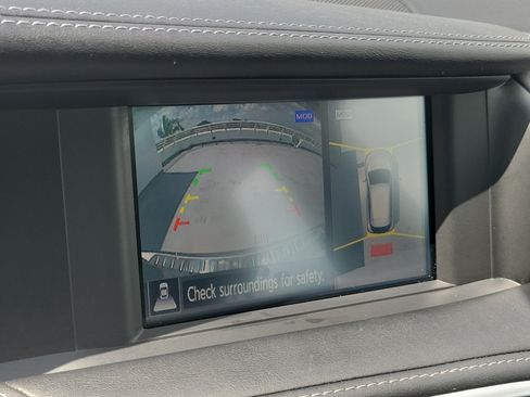 Used 2019 INFINITI QX30 w/ Cargo Package FWD image 30